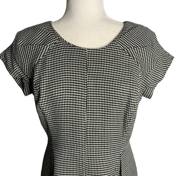 Worthington Diamond Pattern Sheath Dress 10 Black White Lined Short Sleeve Zip - Picture 2 of 6